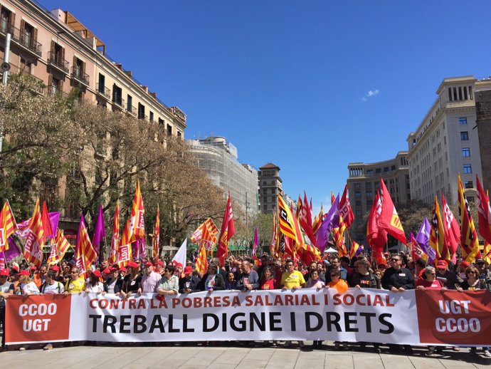 Manifestación en conmemoración del Día Internacional del Trabajador en Barcelona