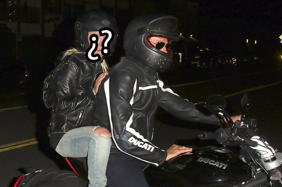 Bradley Cooper, Lady Gaga paseando en motocicleta por Los AngelesSanta Monica, C