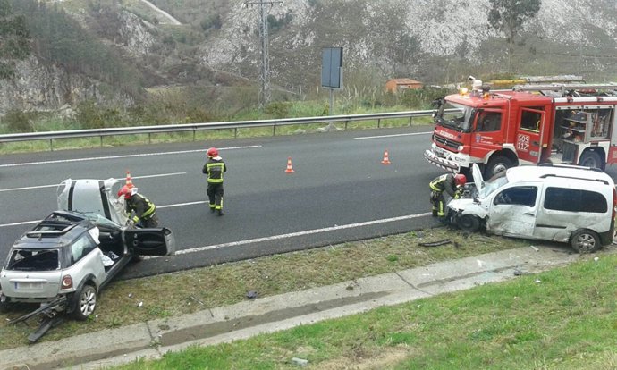 Accidente de tráfico en la A-67 a la altura de Los Corrales