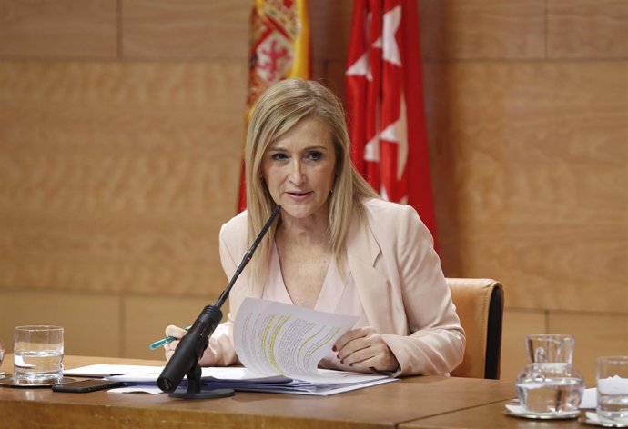 Cifuentes en rueda de prensa