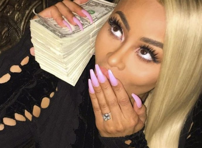 INSTAGRAM BLAC CHYNA