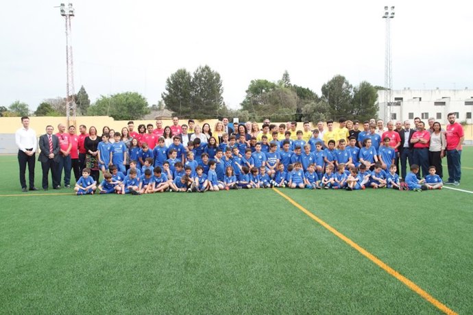 Obras en el campo de fútbol de Castilleja de la Cuesta