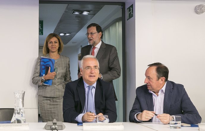 Sanz y Ceniceros, junto a Rajoy y Cospedal