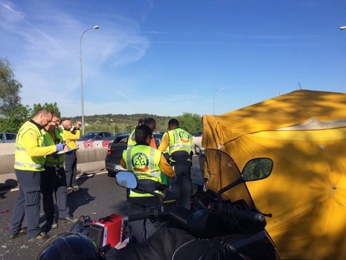 Accidente de moto en la A-6