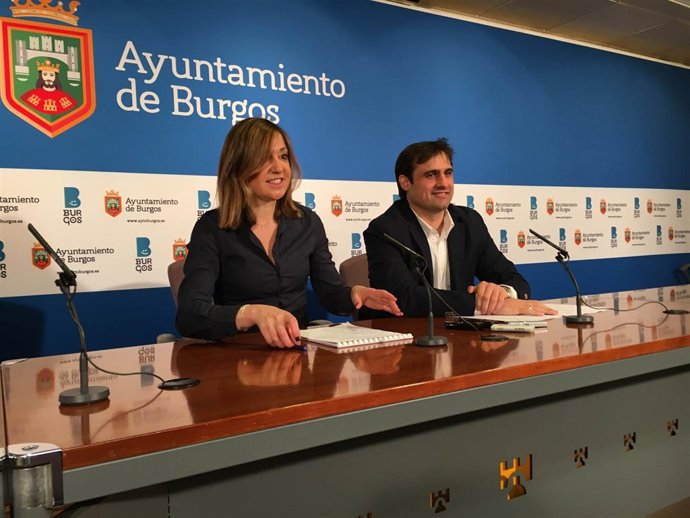 Carolina Blasco y Jorge Berzosa en la presentación