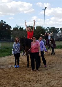 Jornada en Sevilla entre 50 profesionales y pacientes de Esclerosis Múltiple de Macarena
