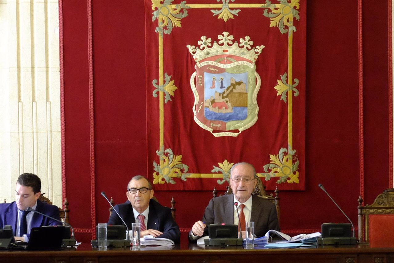 De la Torre pleno del Ayuntamiento de Málaga de abril de 2016