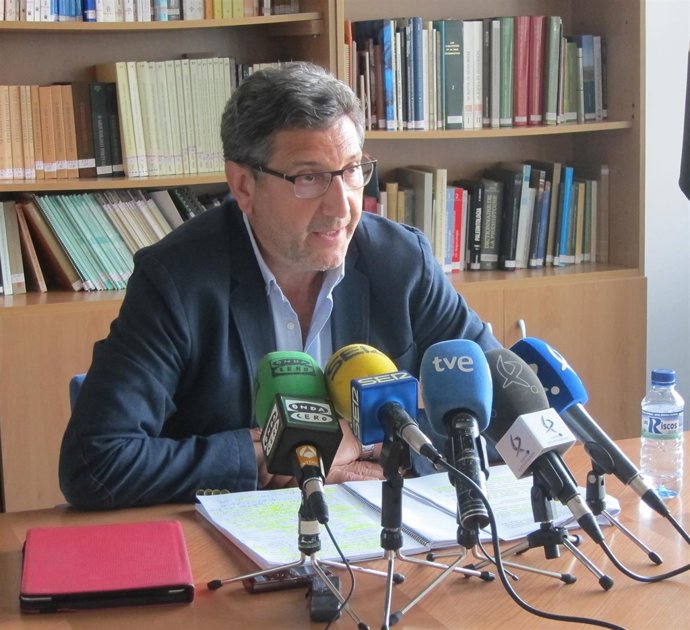 Javier Luna sobre el plan de empleo de la Junta de Extremadura