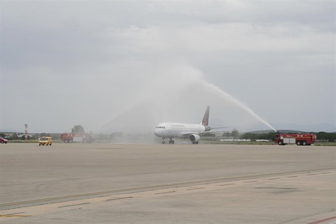 El aeropuerto de Jerez bautiza el primer vuelo de Brussels Airlines