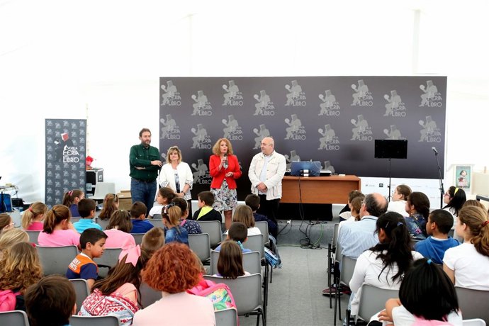 Adela Castaño en la Feria del Libro