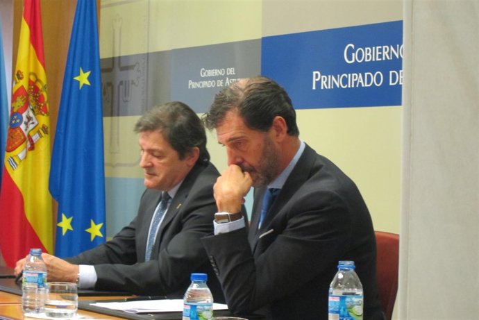 Pedro Luis Fernández, en primer término