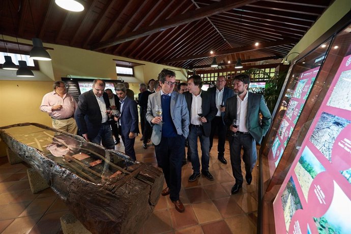 Reinauguración de la Casa del Vino