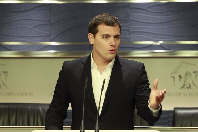 Rueda de prensa de Albert Rivera en el Congreso