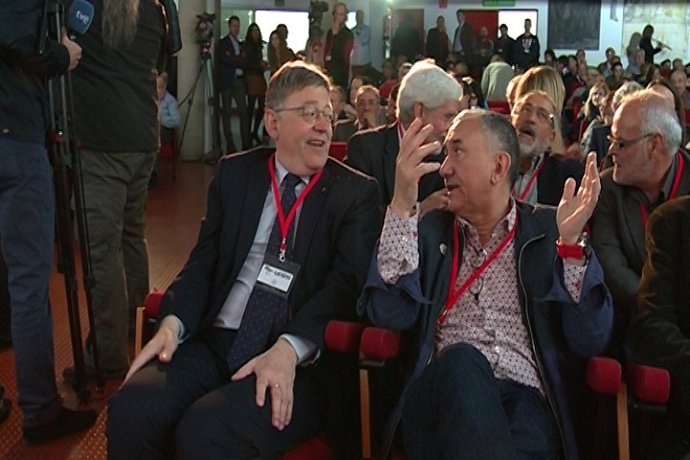 Puis asiste al congreso de UGT-PV