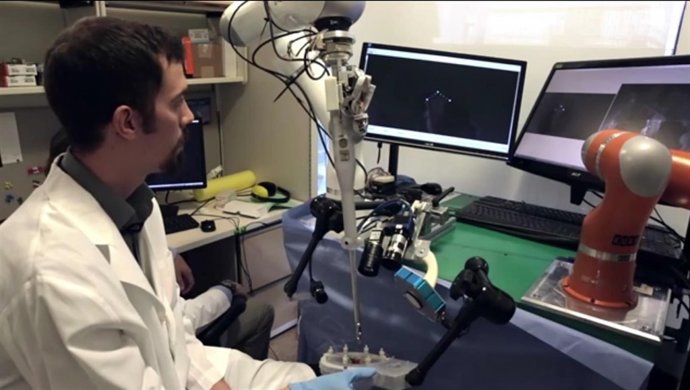 Smart Tissue Autonomous Robot (STAR), 