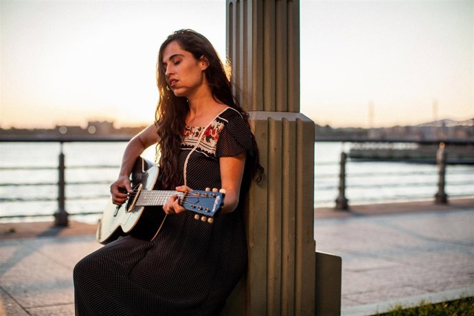 CULTURA: LA FUNDACIÓN CAJACANARIAS TRAE A SÍLVIA PÉREZ CRUZ, EN CONCIERTO