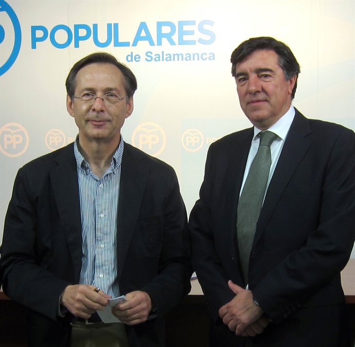 El senador Gonzalo Robles junto a Bermúdez de Castro