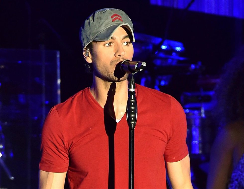 Spanish singer, songwriter, and actor, Enrique Iglesias performs on stage at Spo
