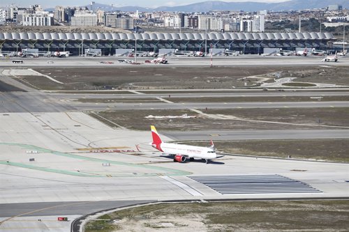  Tren de aterrizaje, ruedas de avión, cola, reactor, turbina, motor de avión, al