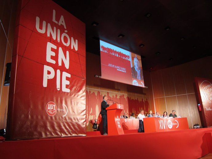 Pepe Álvarez participa en el Congreso de UGT Asturias