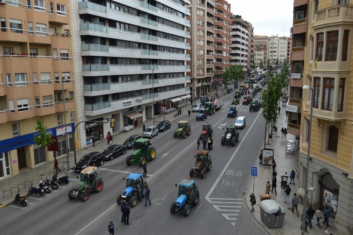Protesta de los agricultores por los precios de la fruta