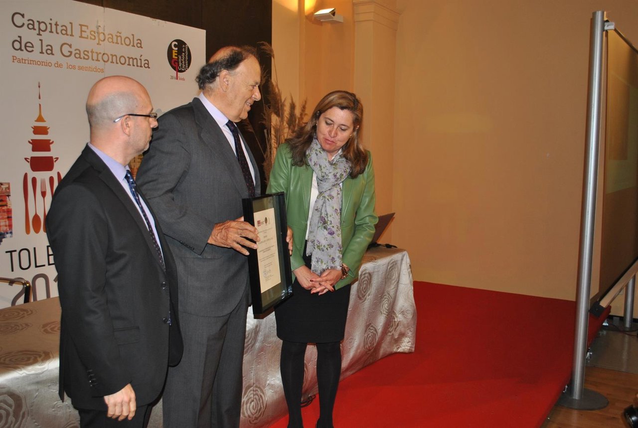 NP / FOTOS El Marqués De Griñón Recoge El Premio ‘Gastroledo 2016’ En San Marcos
