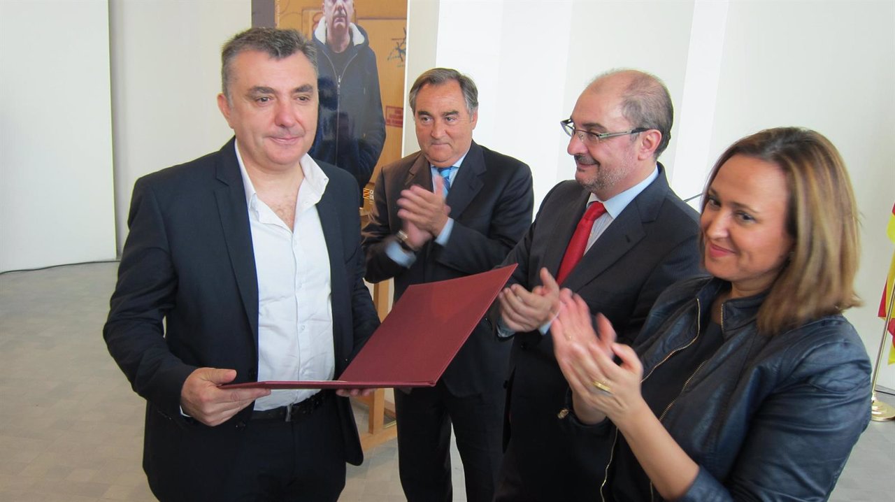 Manuel Vilas recibe en Premio de las Letras Aragonesas 2015