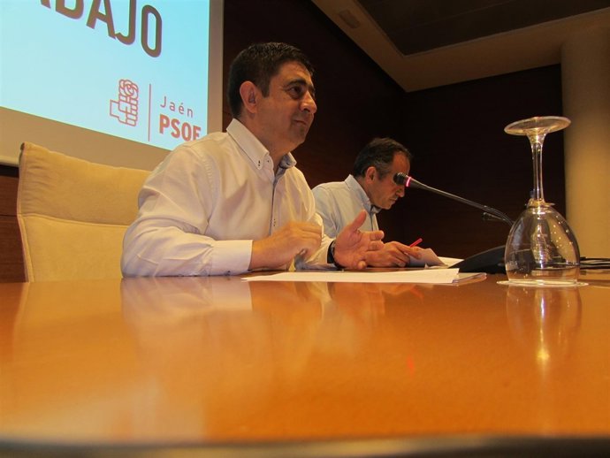 El secretario general del PSOE de Jaén, Francisco Reyes