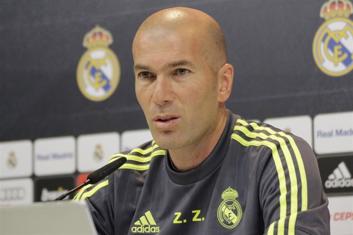 Zinedine Zidane en rueda de prensa en Valdebebas