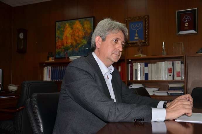 El director de la refinería La Rábida de Cepsa, José Antonio Agüera. 