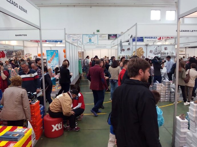II Feria del Calzado de Brea de Aragón.