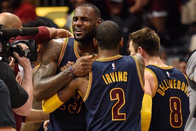LeBron James y Kyrie Irving (Cleveland Cavaliers)