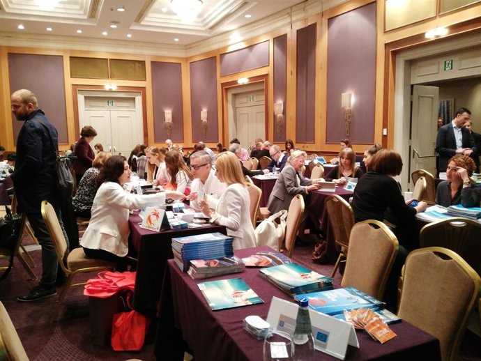 NOTA DE PRENSA Y FOTOGRAFÍA: TURISMO PROMOCIÓN