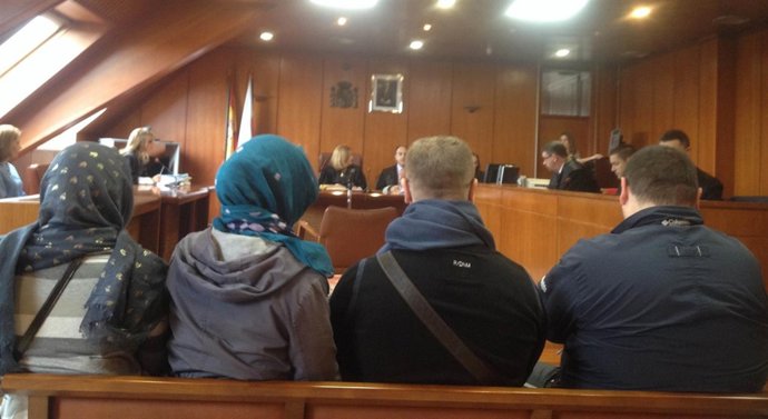 Juicio contra red de prostitución