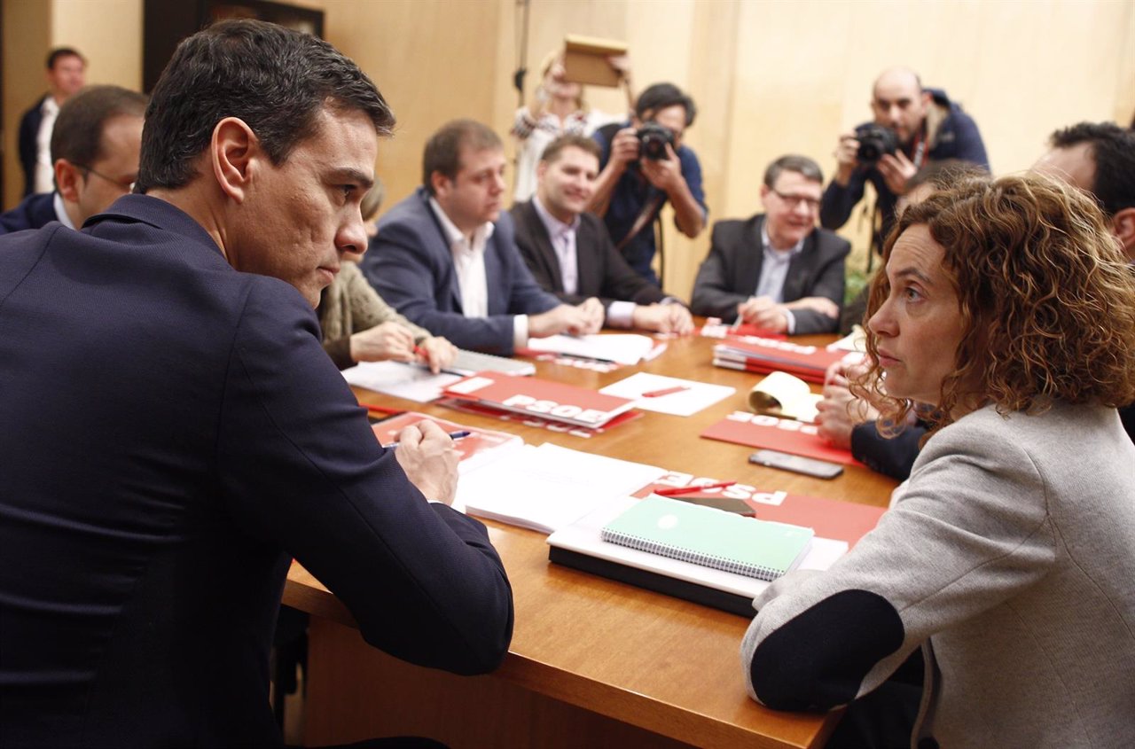 Pedro Sánchez y Meritxell Batet