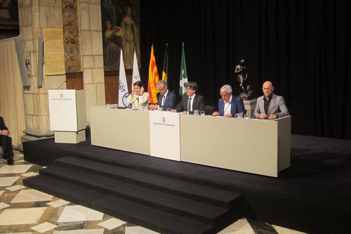 Anna Bazza, Laurent Wauquiez, Carles Puigdemont, Jürgen Walter y Raül Romeva