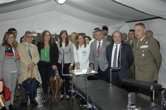 Las autoridades durante la visita al PCLA