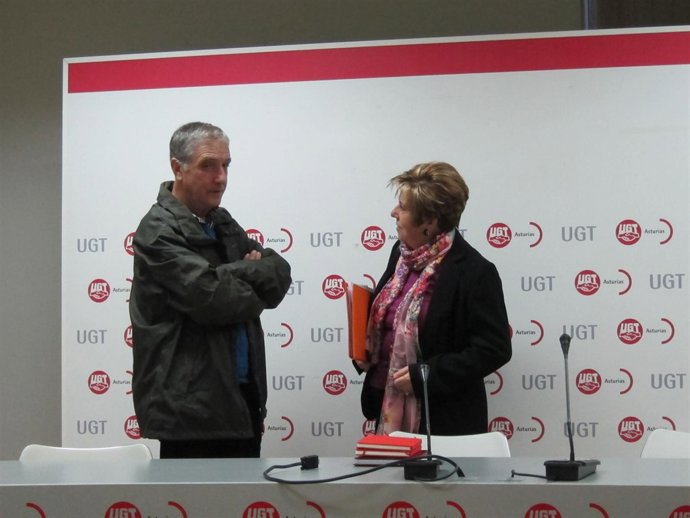 Maximina Fernández Y Carlos L. Cortiña, Secretario Federal De FETE-UGT