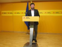 Rufián (ERC) argumenta el rechazo a ir en coalición con CDC para no estar en un "continuo plebiscito"