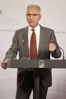 El portavoz del Ejecutivo andaluz, Miguel Ángel Vázquez, en rueda de prensa