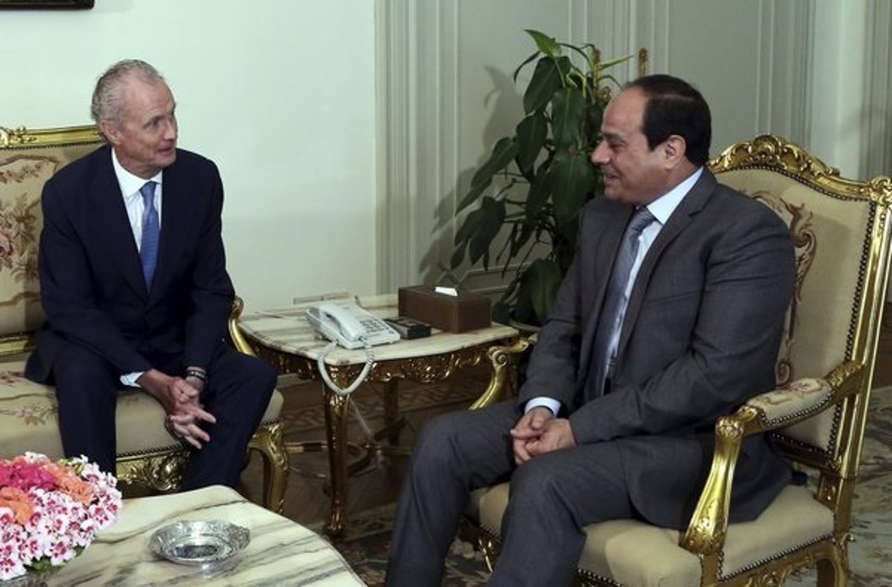 Pedro Morenés se reúne con el presidente de Egipto, Abdelfatá Al Sisi