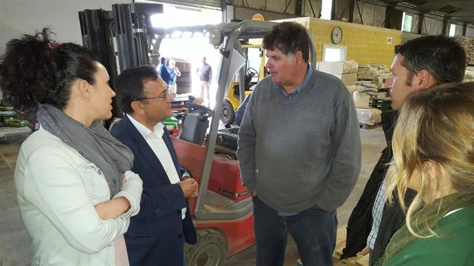 Heredia (PSOE) visita Pizarra