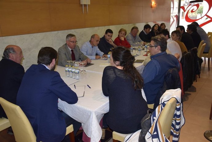 Reunìón empresas de Calahorra con la FER