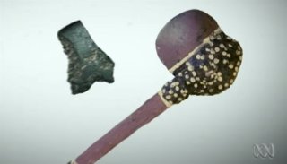 Fragmento y reproducción del hacha