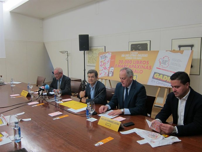 Gadis presenta su campaña por las letras galegas