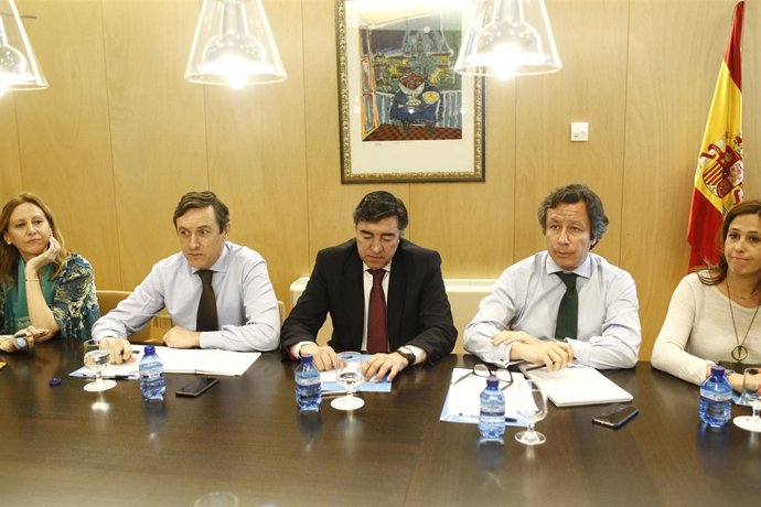 Rafeal Hernando preside la reunión del Consejo de Dirección del Grupo Popular