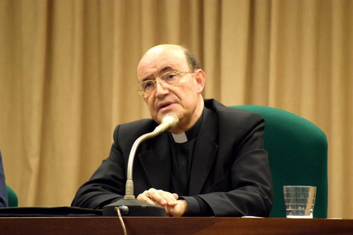 El arzobispo de Burgos, Fidel Herráez. 