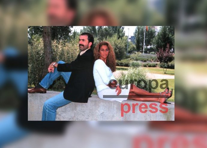 Juan y Medio enfadado, desmiente los cinco años de Lolita (Flores)