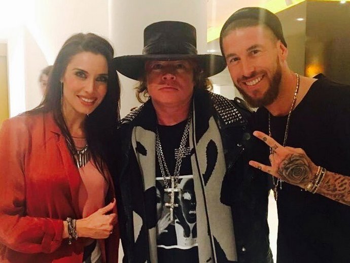 Pilar Rubio cumple su sueño y parece que a ella sí le convence Axl Rose en AC/DC
