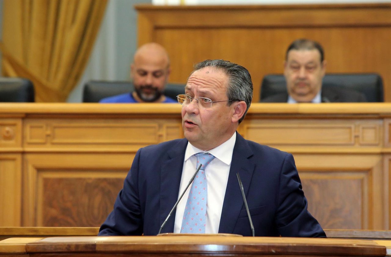 El consejero de Hacienda, Juan Alfonso Ruiz Molina